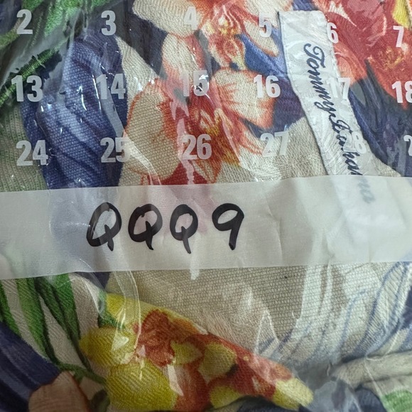 Tommy Bahama Shirt Men's XL White Blue Tropical Floral 100% Silk Camp Shirt - Picture 11 of 11